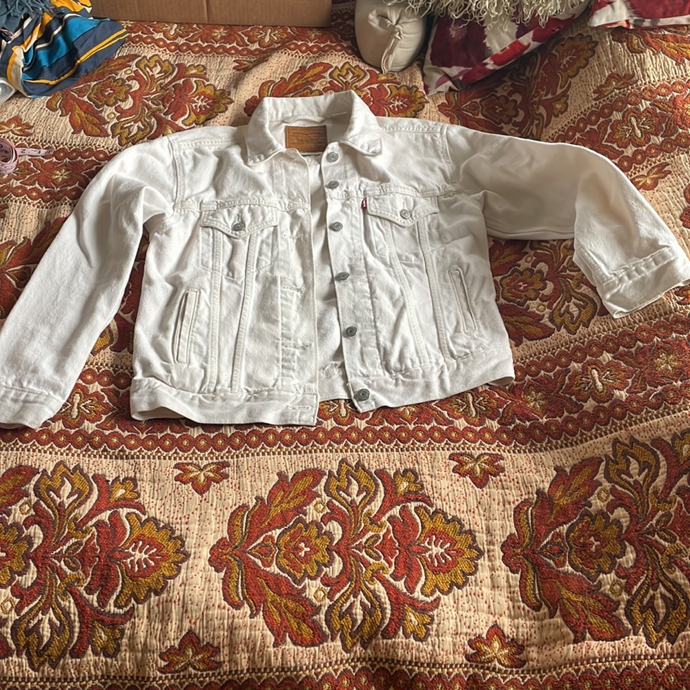 Levi’s Classic White Denim Jacket - image 2